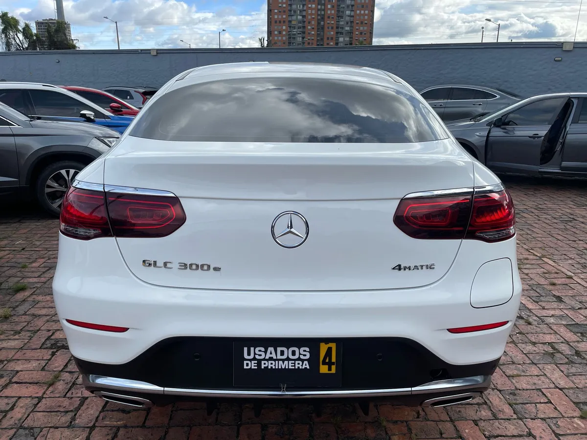 Mercedes-Benz GLC 300 2023 Blanco Bogotá