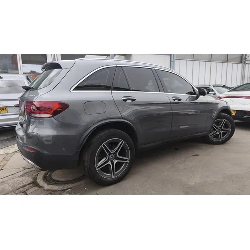 Mercedes-Benz GLC 300e 2022 Gris Bogotá