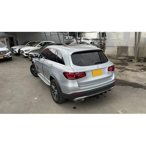 Mercedes-Benz GLC 300 2022 Plateado Bogotá