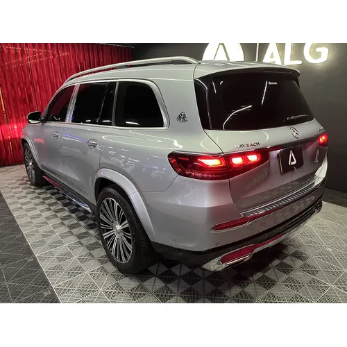 Mercedes-Benz GLS 600 2024 Plateado Medellín