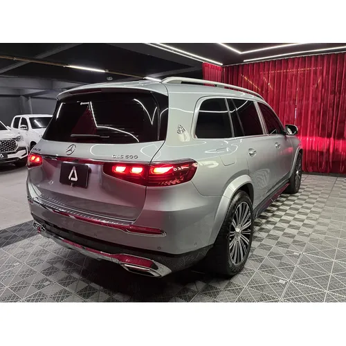 Mercedes-Benz GLS 600 2024 Plateado Medellín