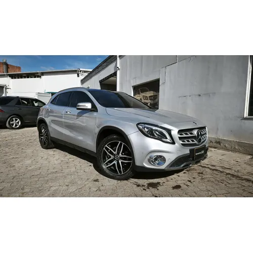 Mercedes-Benz GLA 200 2020 Plateado Bogotá