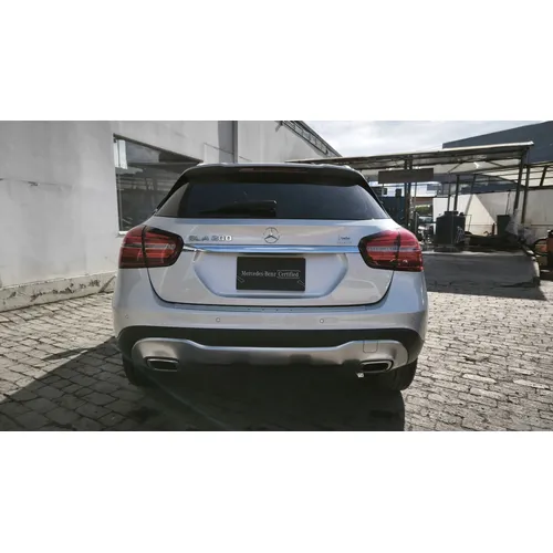 Mercedes-Benz GLA 200 2020 Plateado Bogotá
