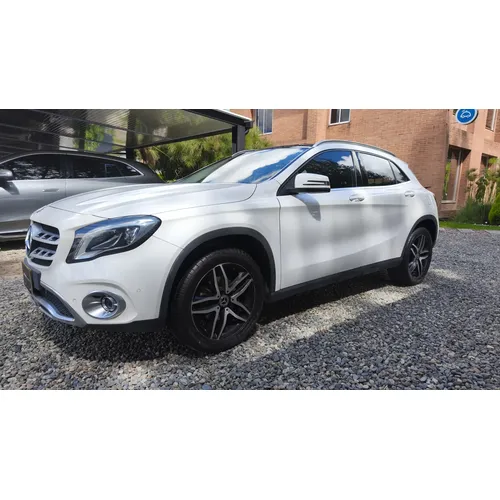 Mercedes-Benz GLA 200 2019 Blanco Bogotá