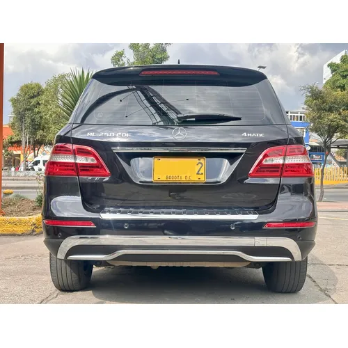 Mercedes-Benz ML 250 CDI 2013 Negro Bogotá