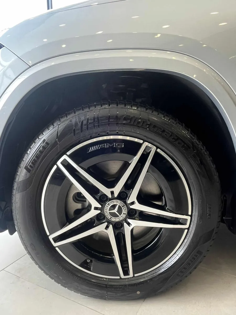 Mercedes-Benz EQA 250+ 2026 Gris Bogotá