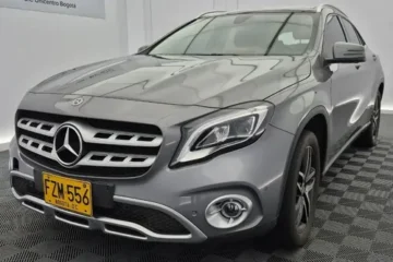 Mercedes-Benz GLA 200 URBAN AT 1.6
