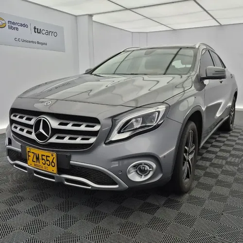 Mercedes-Benz GLA 200 2019 Gris Bogotá