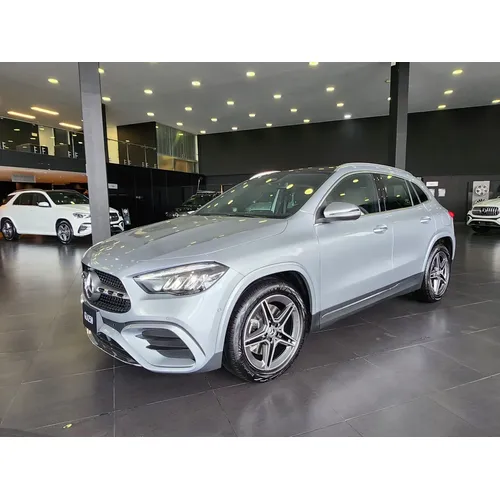 Mercedes-Benz GLA 250 2027 Plateado Bogotá
