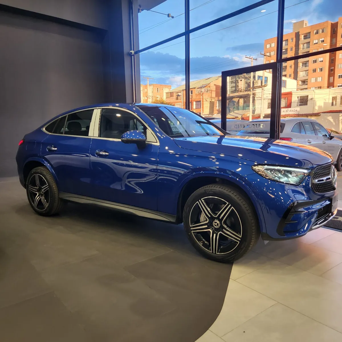 Mercedes-Benz GLC 300 2026 Azul Bogotá