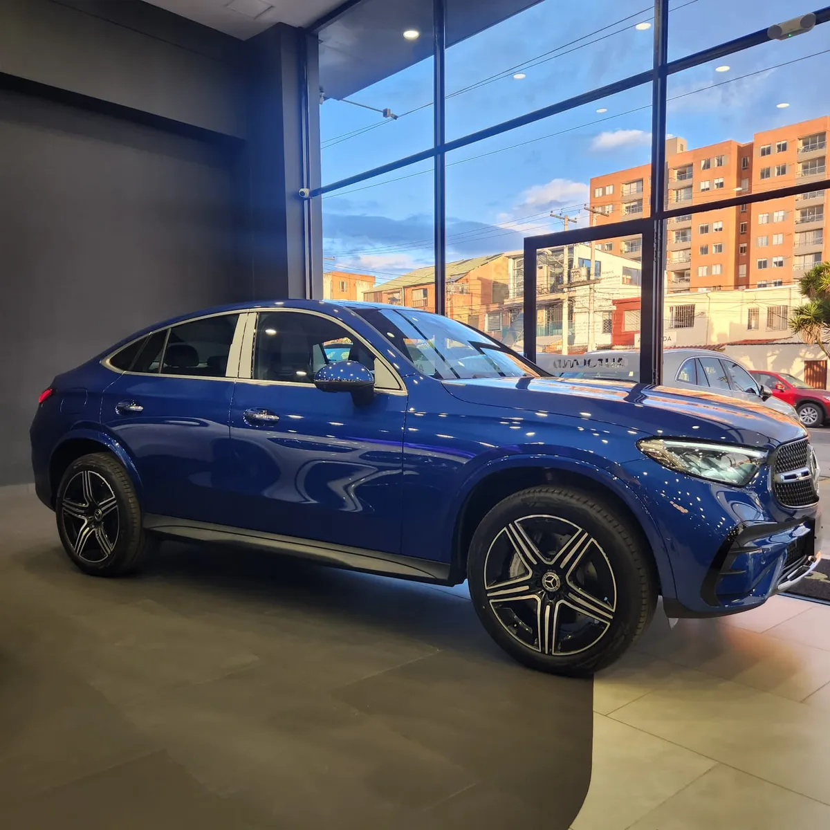 Mercedes-Benz GLC 300 2026 Azul Bogotá