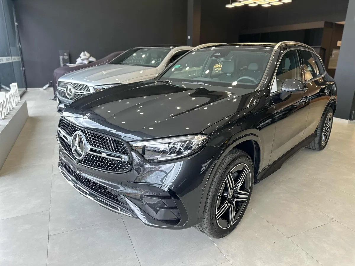 Mercedes-Benz GLC 300 2026 Negro Bogotá
