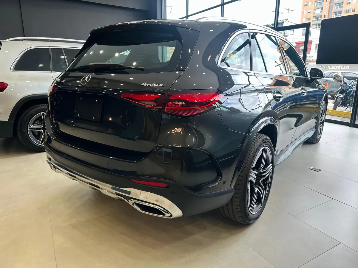 Mercedes-Benz GLC 350 2026 Gris Bogotá