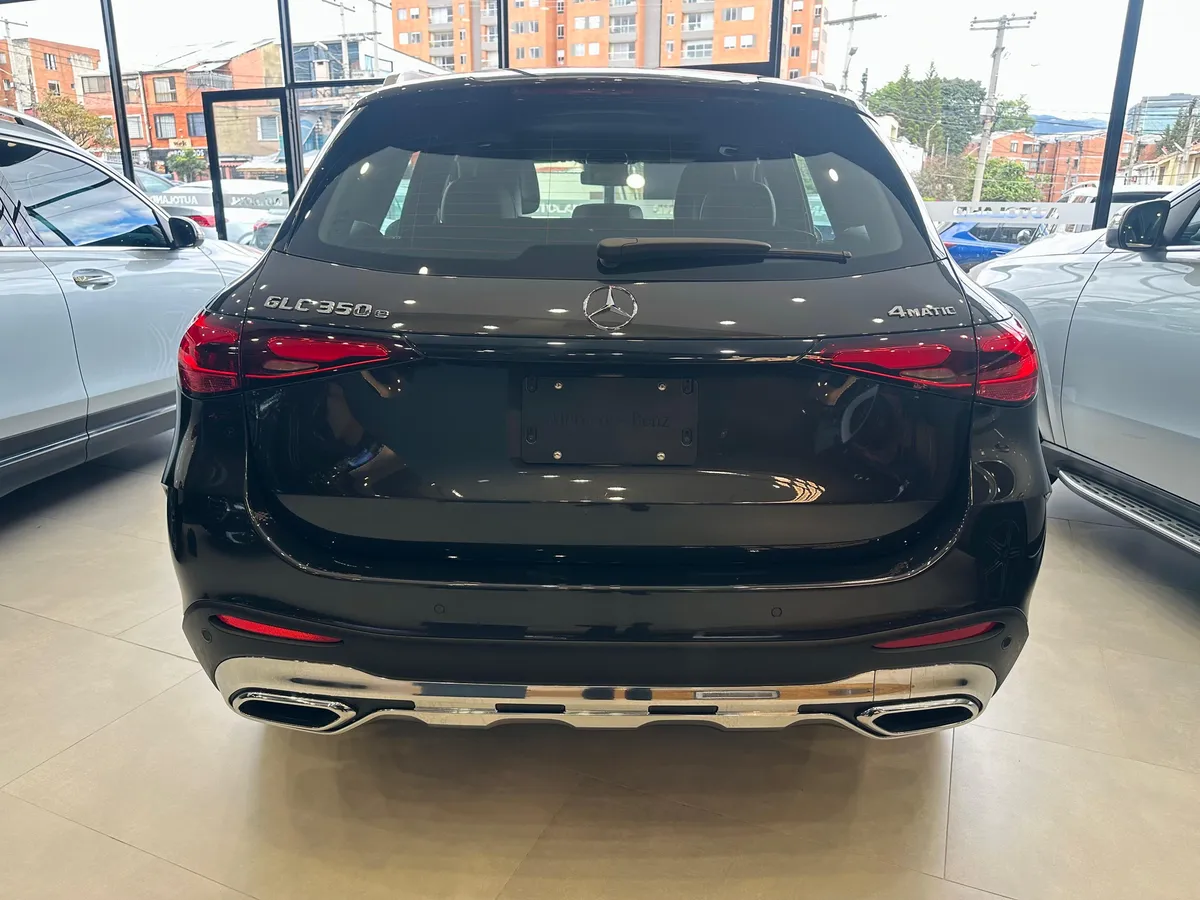 Mercedes-Benz GLC 350 2026 Gris Bogotá