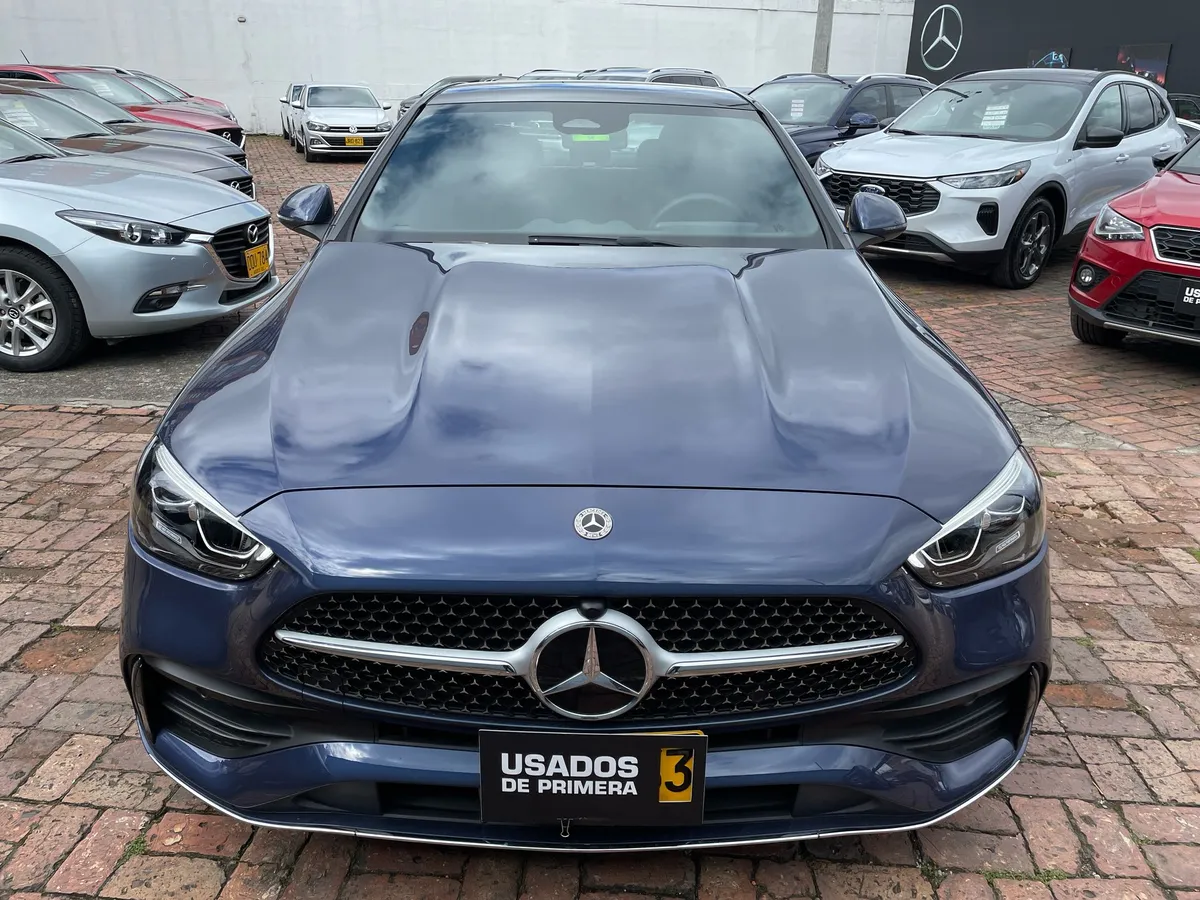 Mercedes-Benz C 200 2025 Azul Bogotá