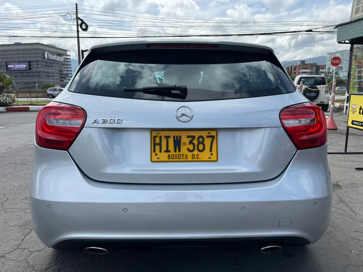 Mercedes-Benz A 200 2014 Plateado Cajicá
