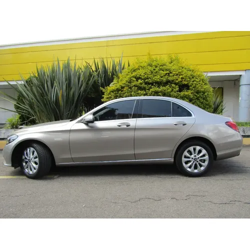 Mercedes-Benz C 200 2020 Beige Bogotá