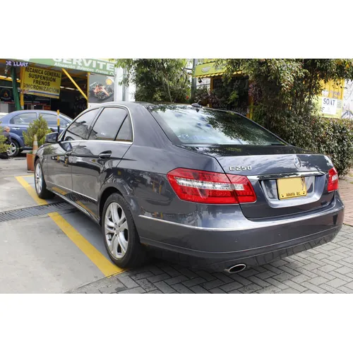 Mercedes-Benz E 250 2011 Gris Bogotá