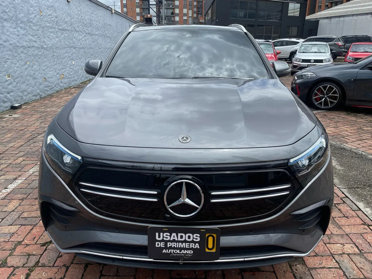 Mercedes-Benz EQA 350 2023 Gris Bogotá
