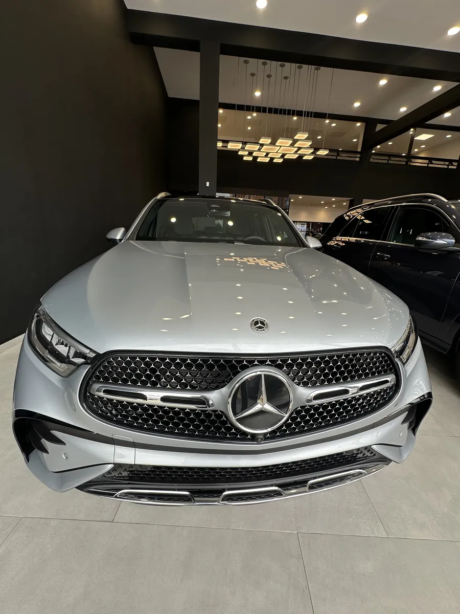 Mercedes-Benz GLC 300 2026 Gris Bogotá