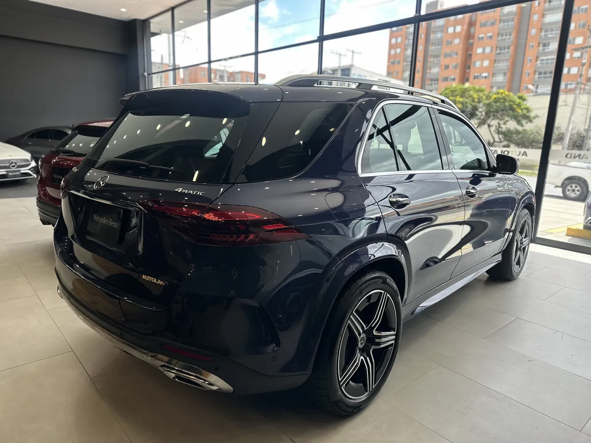 Mercedes-Benz GLE 450 2026 Azul Bogotá
