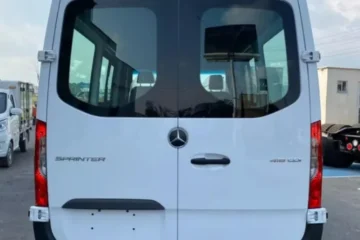 Mercedes benz Vito 2024 blanco4