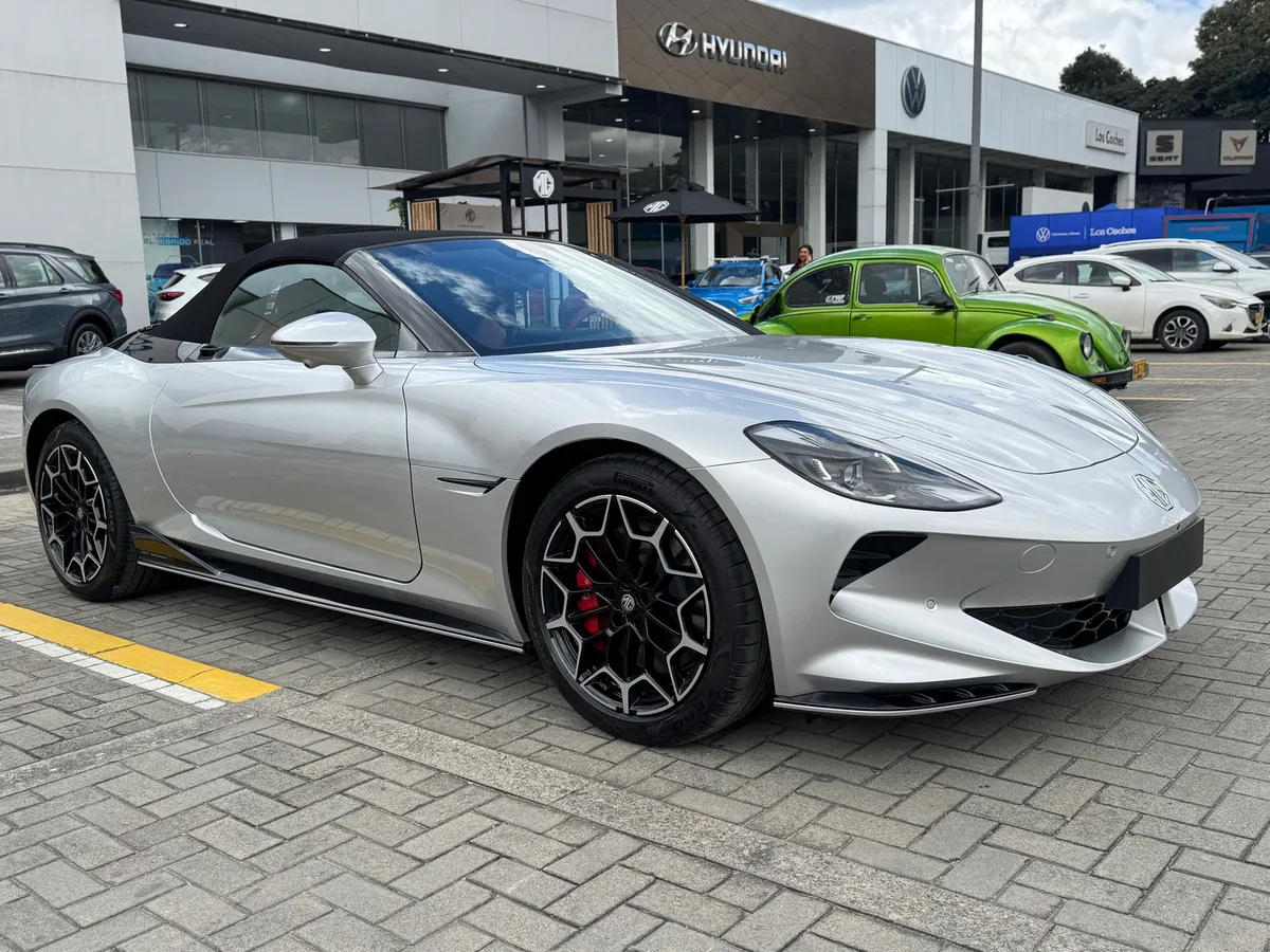 MG Cyberster 2026 Plateado Bogotá