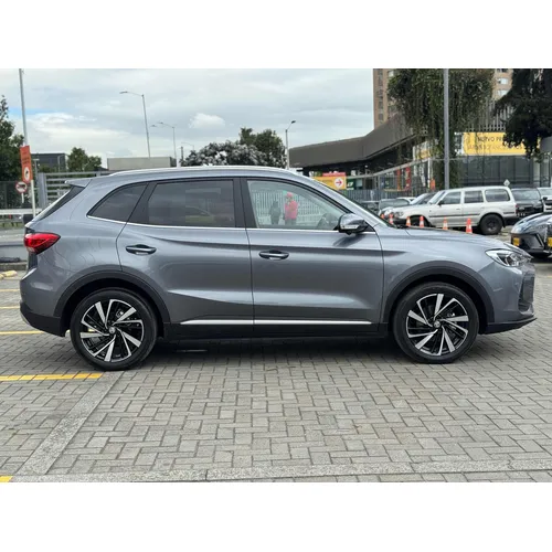 MG Zs 2026 Gris Bogotá