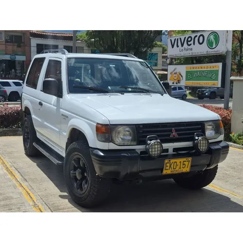 Mitsubishi Montero 2004 Blanco Medellín