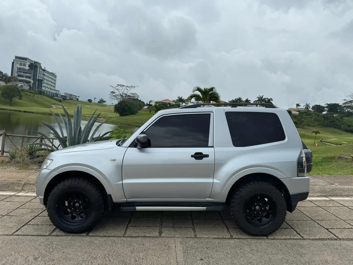 Mitsubishi Montero 2016 Plateado Floridablanca