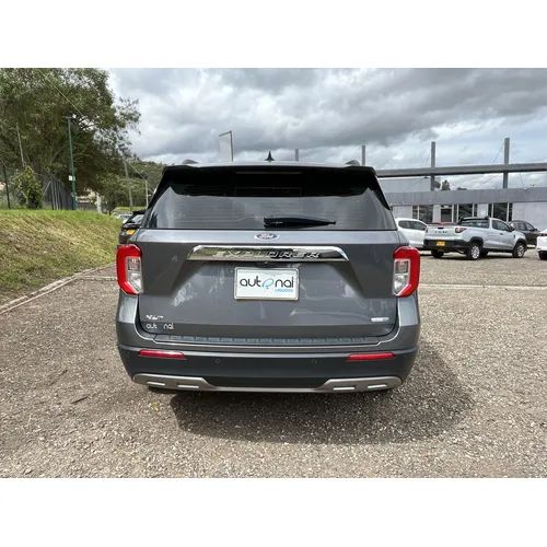 Ford Explorer 2022 Gris Bogotá
