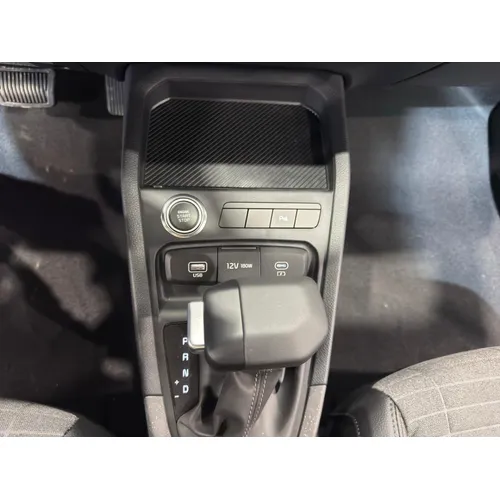 Kia Stonic 2026 Gris Bogotá