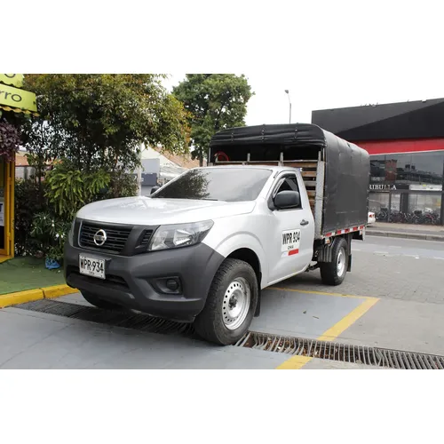 Nissan Frontier 2021 Plateado Bogotá