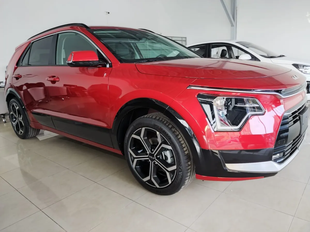 Kia Niro Zenith 2026 Rojo Bogotá