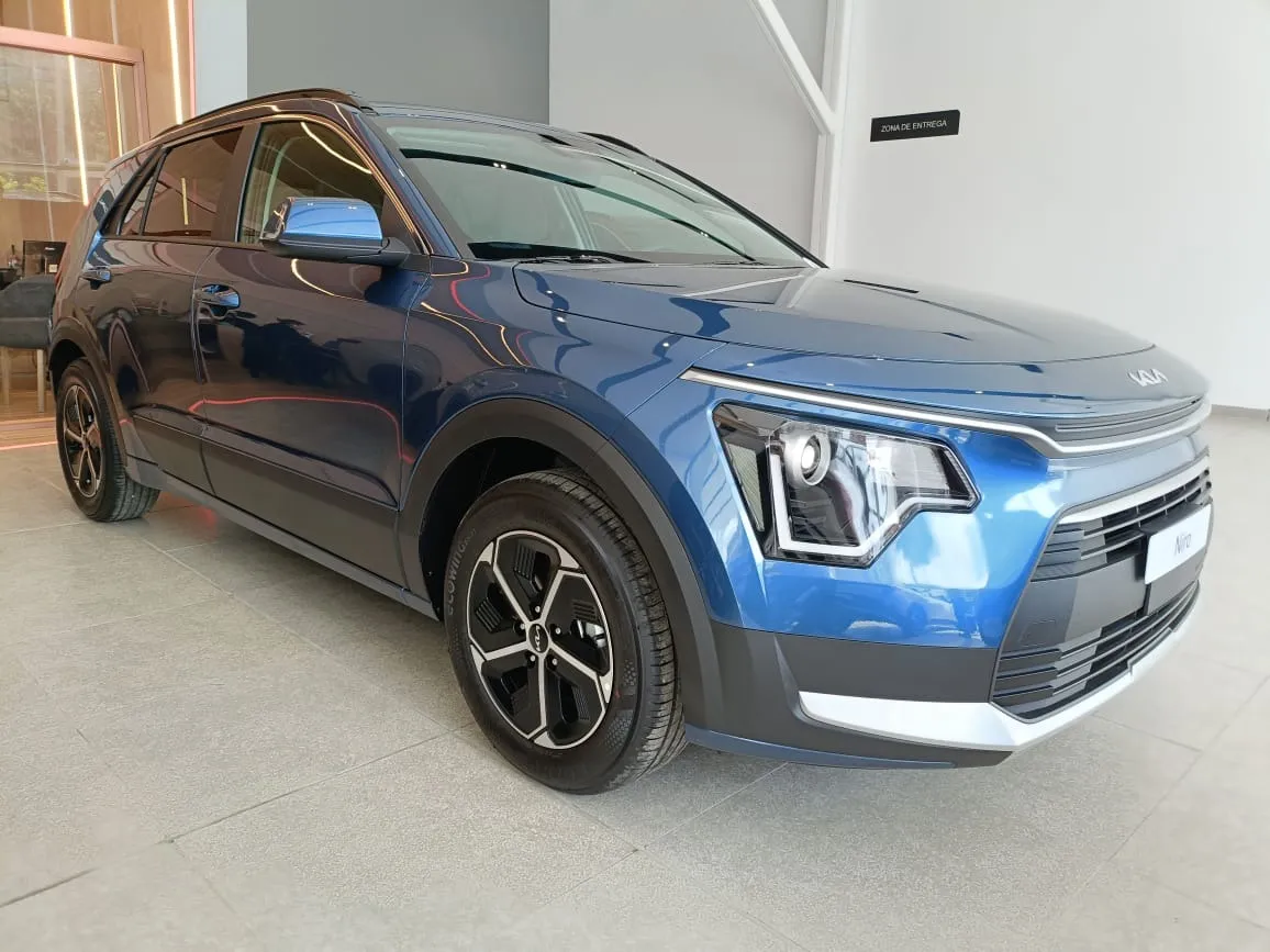 Kia Niro Desire 2026 Azul Bogotá