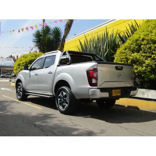 Nissan Frontier 2024 Plateado Bogotá