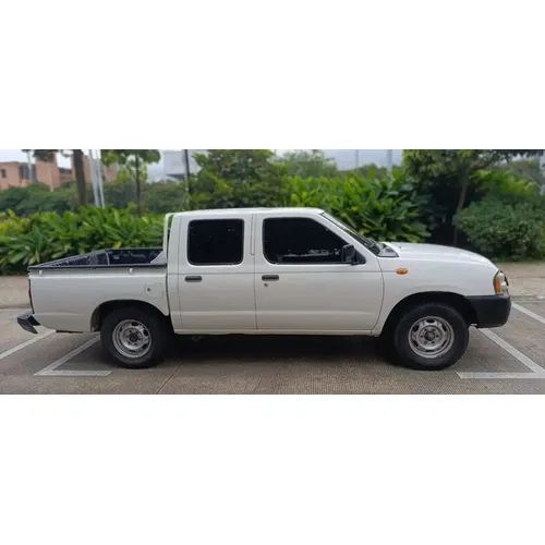 Nissan Frontier 2014 Blanco Medellín