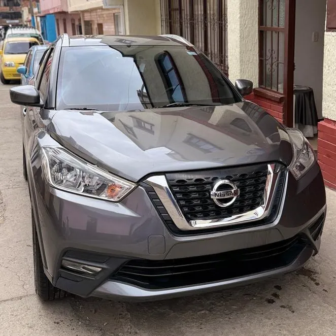 Nissan Kicks 2018 Gris Pamplona