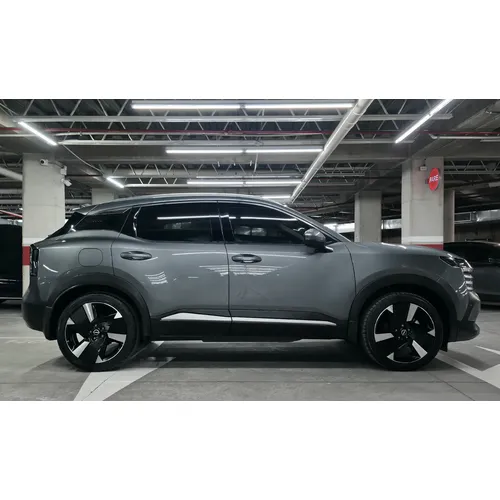 Nissan Kicks 2026 Gris Bogotá