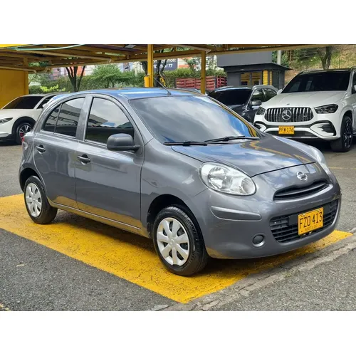 Nissan March 2020 Gris Medellín