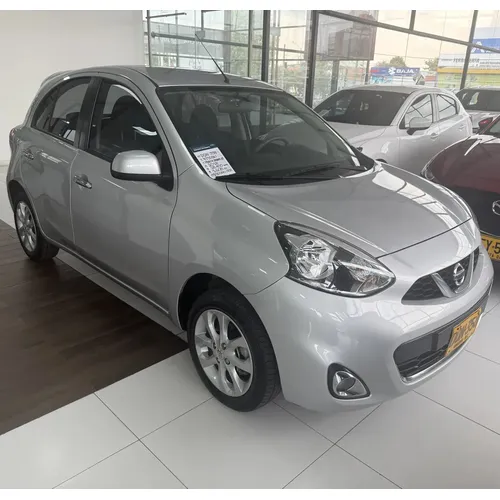 Nissan March 2018 Plateado Bogotá