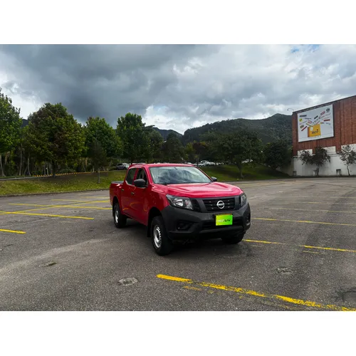 Nissan NP300 Frontier 2020 Rojo Bogotá