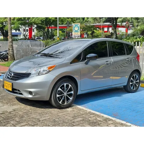 Nissan Note 2015 Gris Medellín