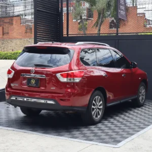 Nissan Pathfinder 2015 Rojo Floridablanca