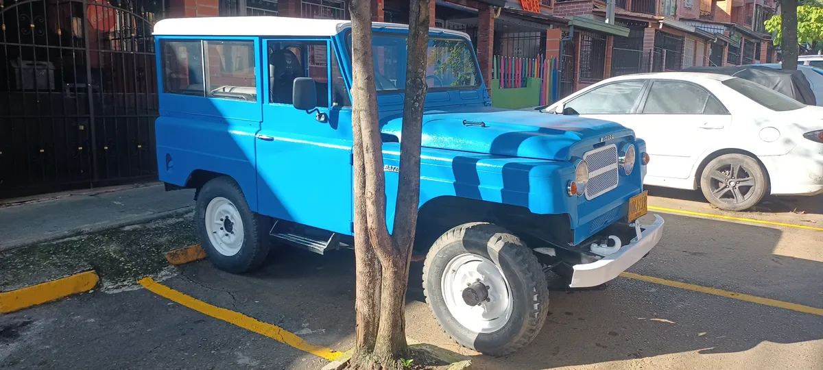 Nissan Patrol 1970 Azul Bello