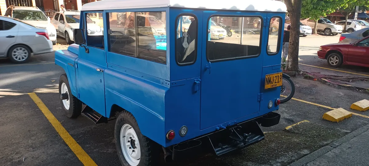 Nissan Patrol 1970 Azul Bello