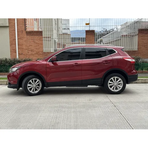 Nissan Qashqai 2015 Rojo Bogotá