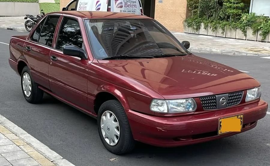 Nissan Sentra 1.6 B13 2005 Rojo