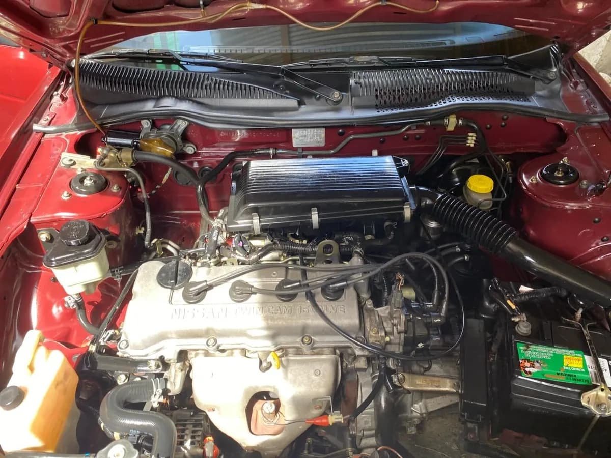 Nissan Sentra 1.6 B13 2005 Rojo