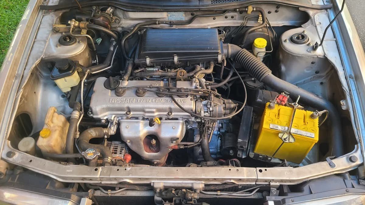 Nissan Sentra 1.6 B13 2007 Plateado